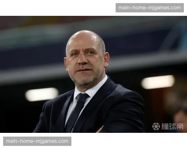 马赛体育总监谈建队思路：“寻找能执行高强度跑动的边翼卫是今夏首要任务”